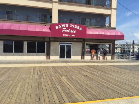 5. Sam's Pizza Palace