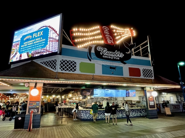 Storefront of Founders Grub & Pub, 2023