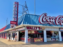 Wally's Corner Wildwood NJ Boardwalk